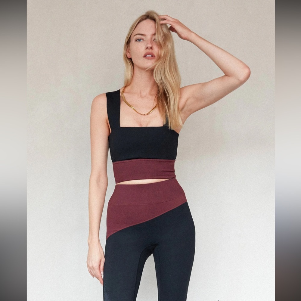 A.L.C x Bandier blocked leggings Black and burgundy